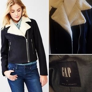 Gap shearling collar moto jacket, size L large